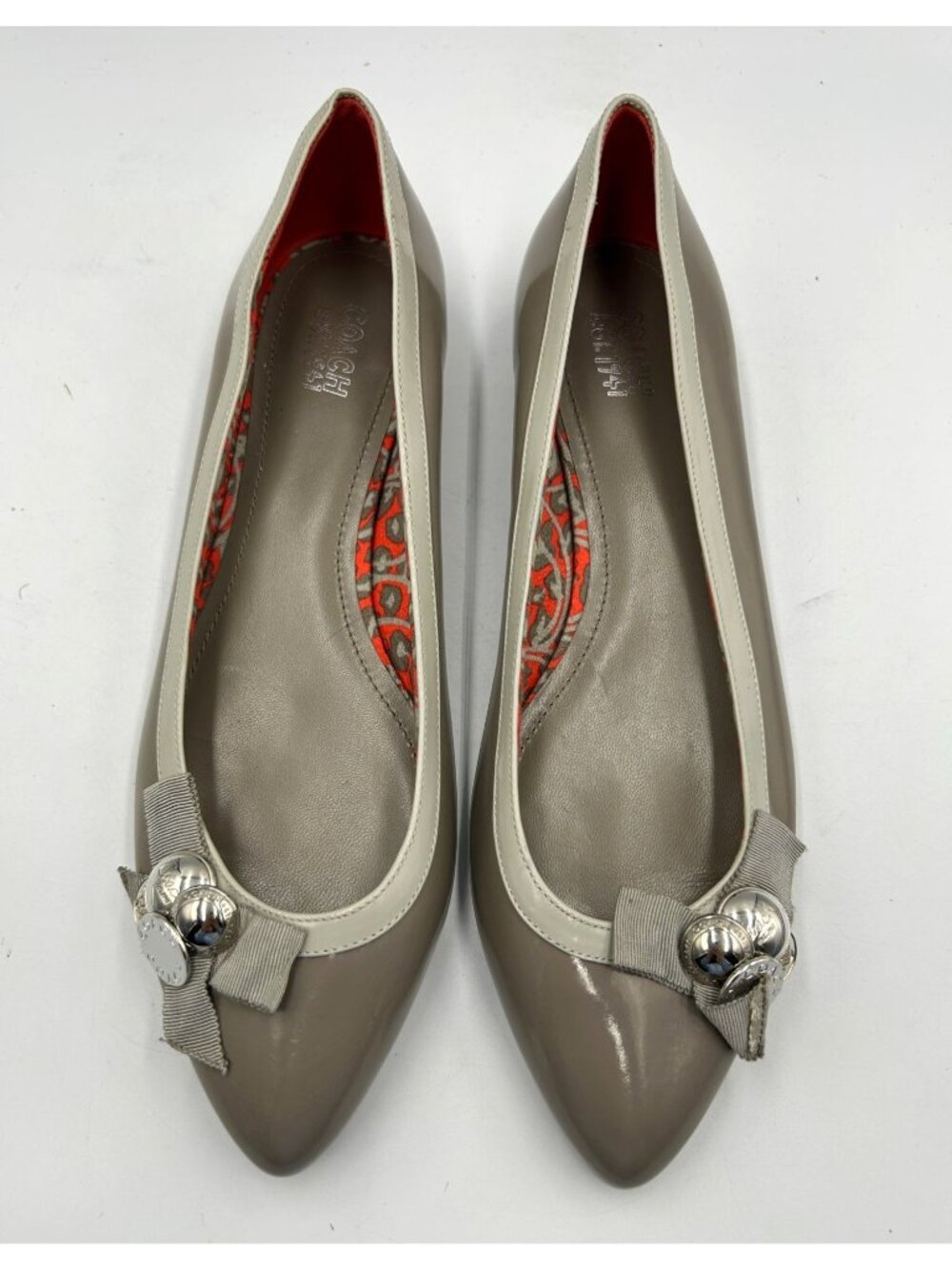 NWOB Coach Women's Gray Patent Leather Trina Button Bow Ballets Flats Sz 10 3368 - Picture 7 of 16